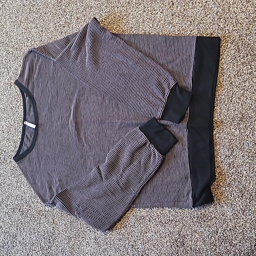 Black and gray sweater